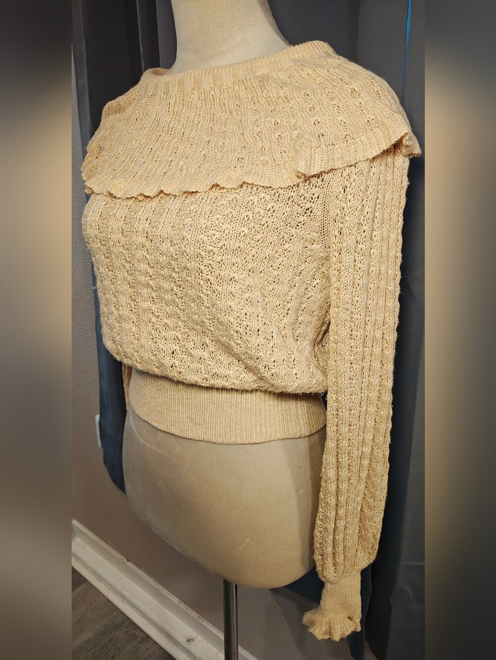 Free People Crazy In Love Knit Off The Shoulder Ruffle Sweater. - Picture 7 of 15